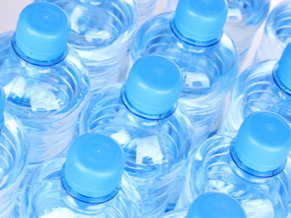 吹瓶机吹塑过程中的注意事项